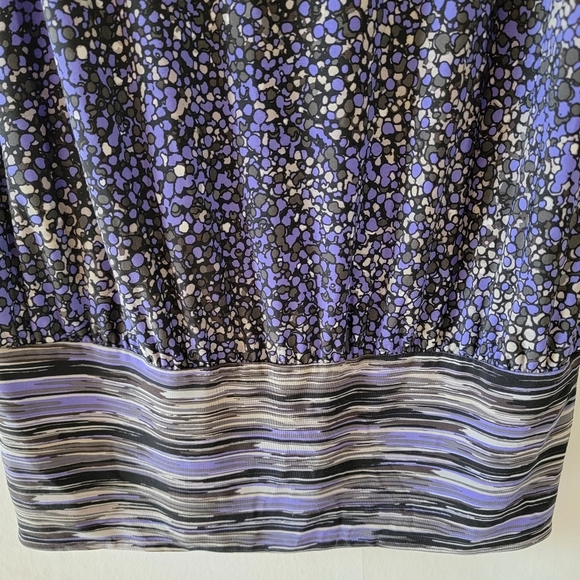 BCBG Maxazria Beach Chambray Blue Purple Polkadot Jersey Casual Dress M Resort - Picture 5 of 11